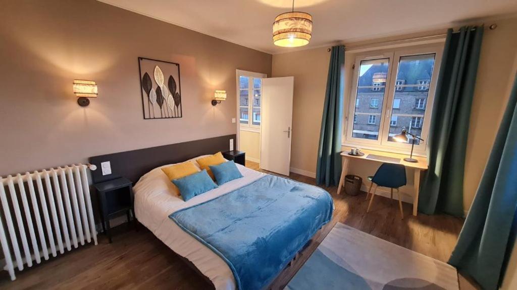Hotel De La Poste Mortain-Bocage ภายนอก รูปภาพ